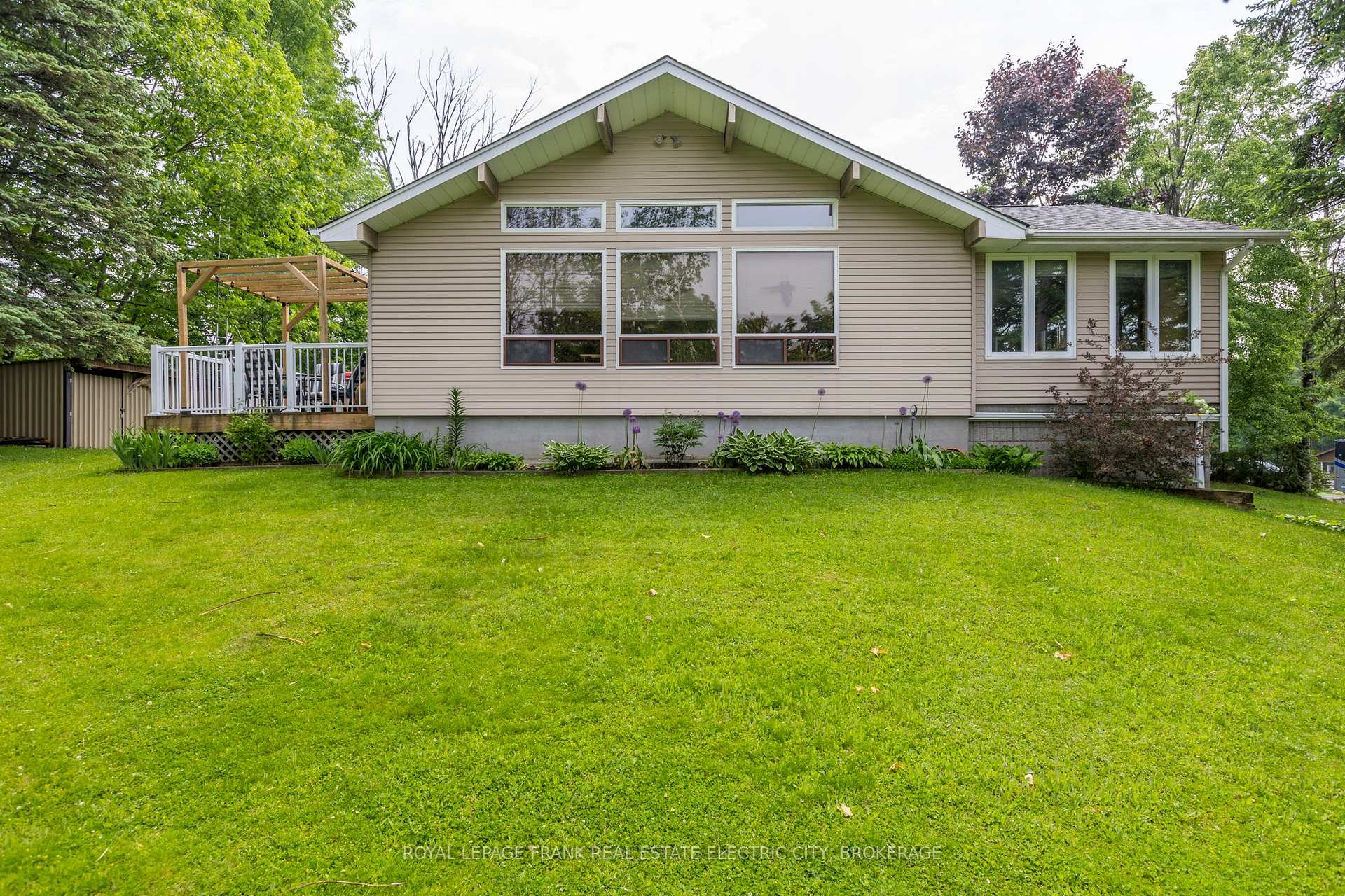 Front of 2811 Antelope Trail