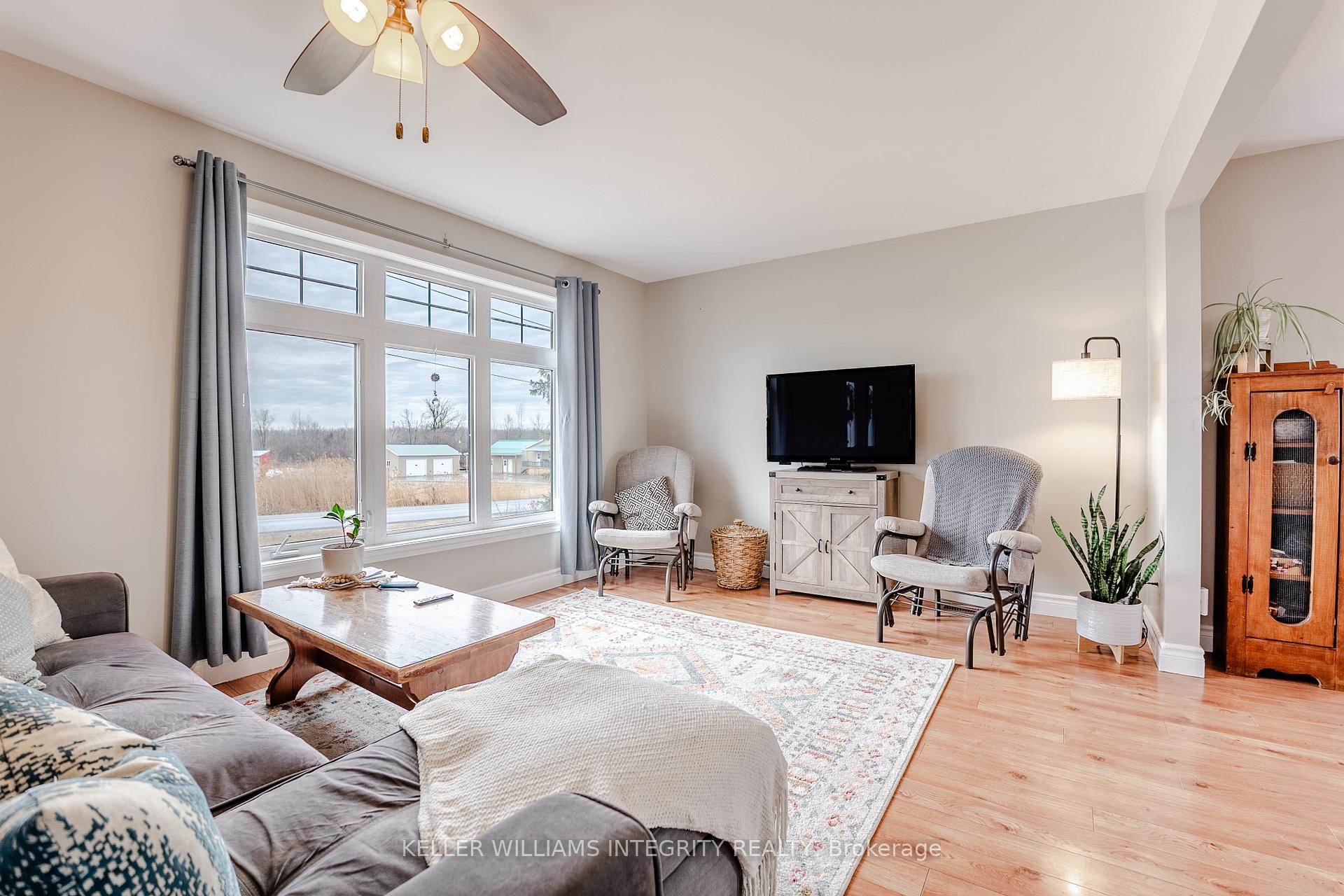 Photo 5 of 18351 Glen Road, South Glengarry, South Glengarry (Charlottenburgh) Twp — HOMEH