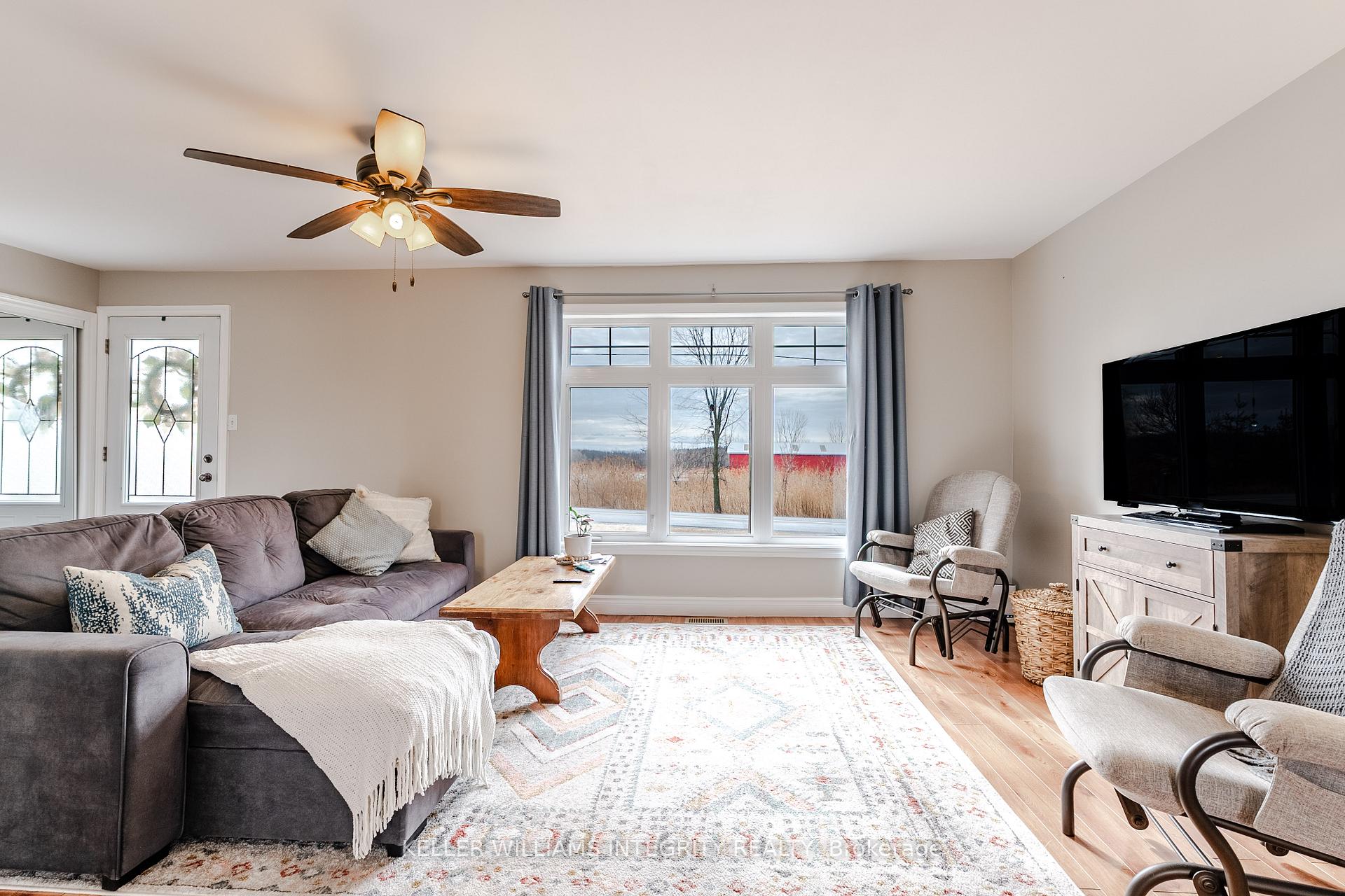 Photo 10 of 18351 Glen Road, South Glengarry, South Glengarry (Charlottenburgh) Twp — HOMEH