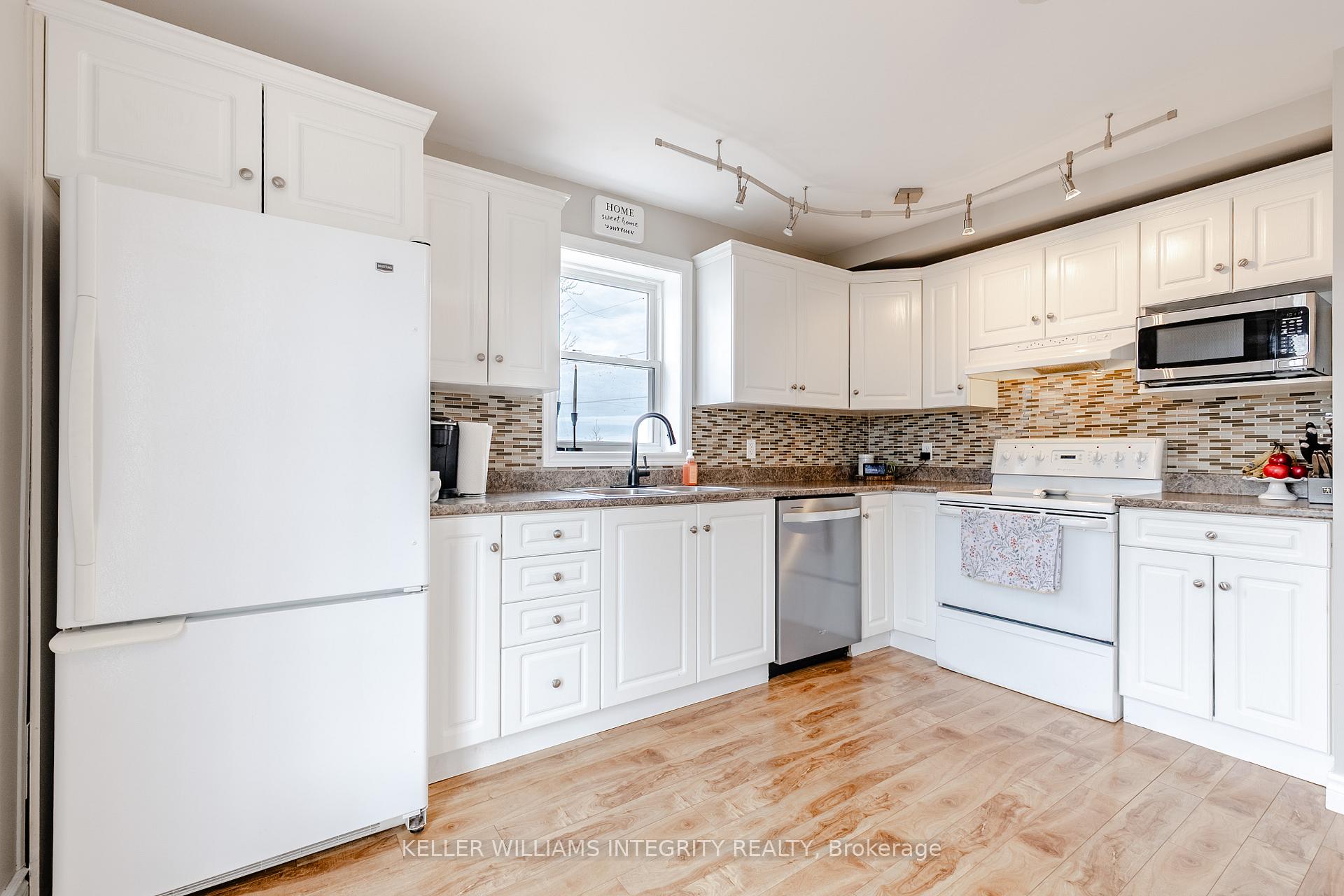 Photo 17 of 18351 Glen Road, South Glengarry, South Glengarry (Charlottenburgh) Twp — HOMEH
