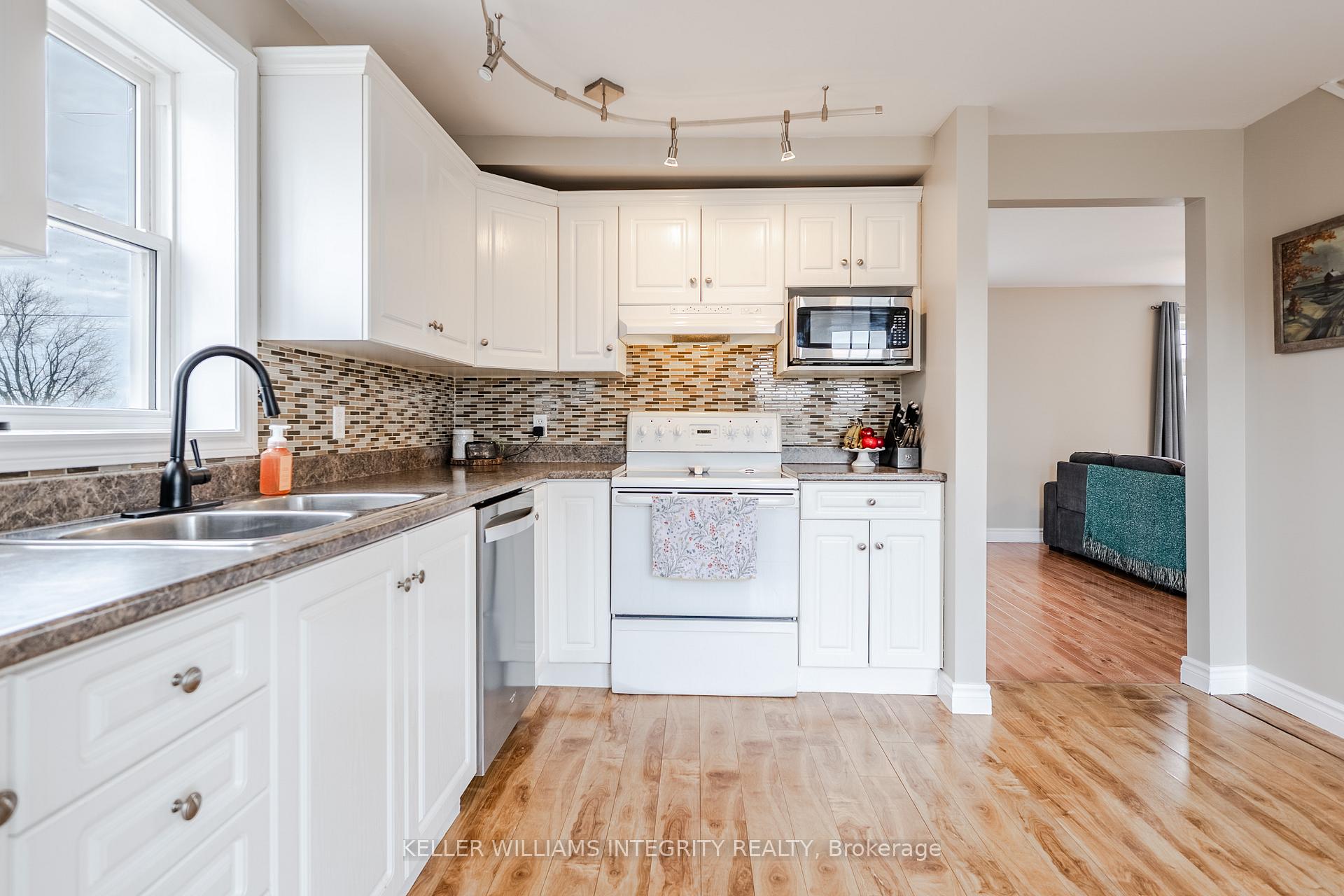 Photo 18 of 18351 Glen Road, South Glengarry, South Glengarry (Charlottenburgh) Twp — HOMEH