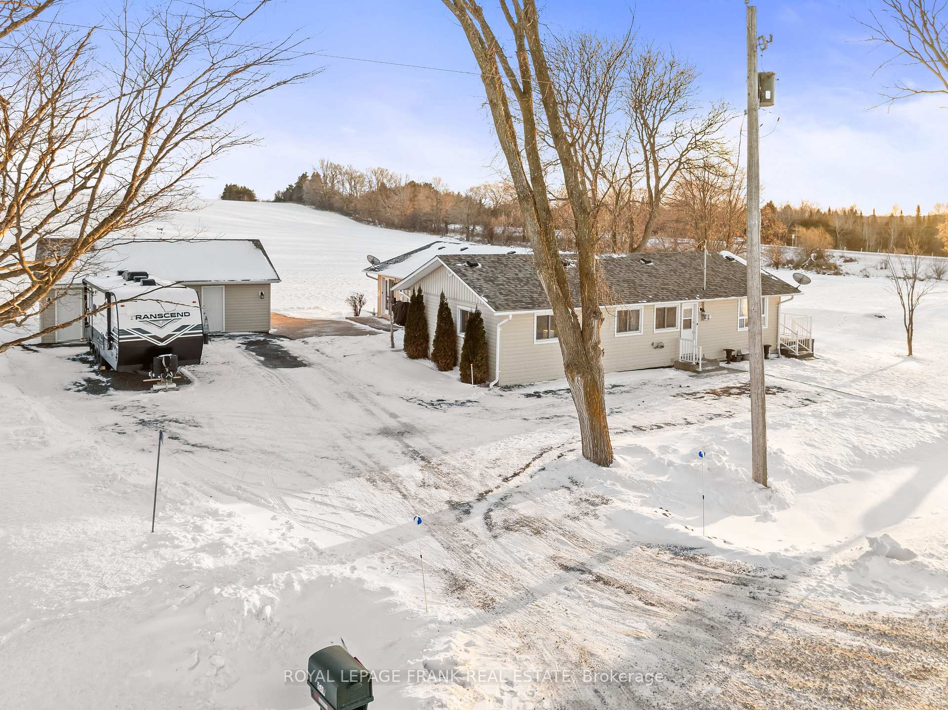 Photo 5 of 1210 Scugog Line 8, Scugog, Rural Scugog — HOMEH