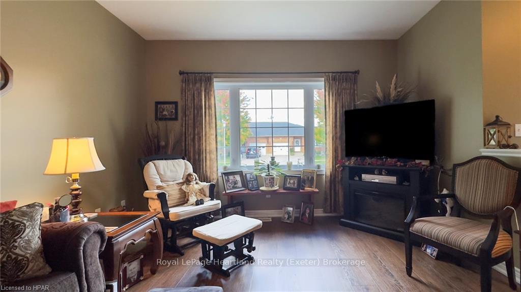 Photo 5 of 19 Somertime Street, South Huron, Exeter — HOMEH
