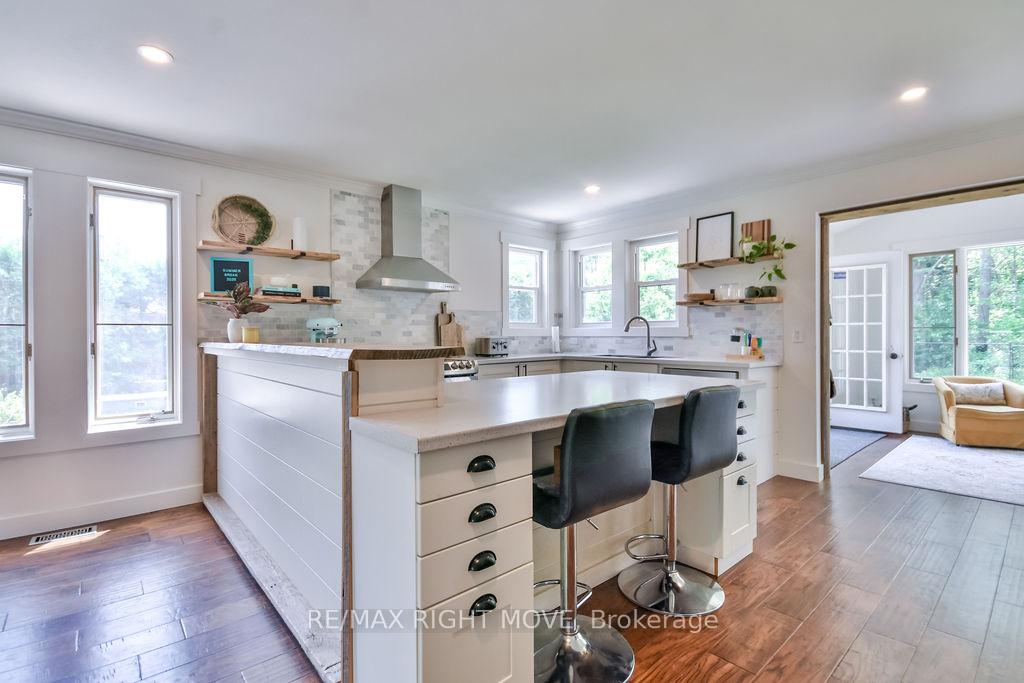 Photo 10 of 4278 Wilson Point Road N, Severn, Rural Severn — HOMEH