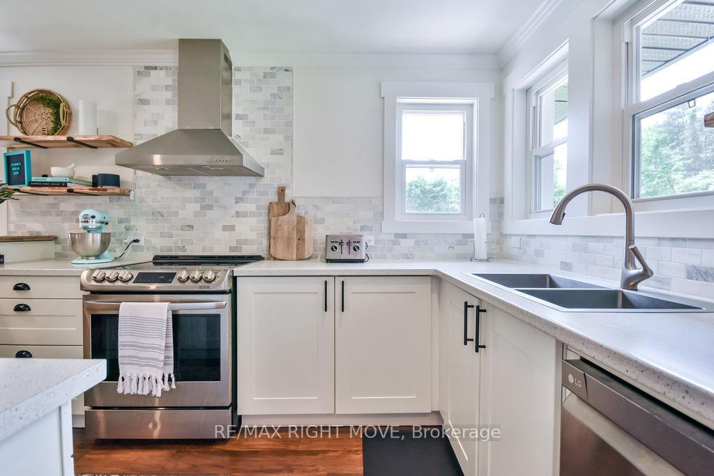 Photo 12 of 4278 Wilson Point Road N, Severn, Rural Severn — HOMEH
