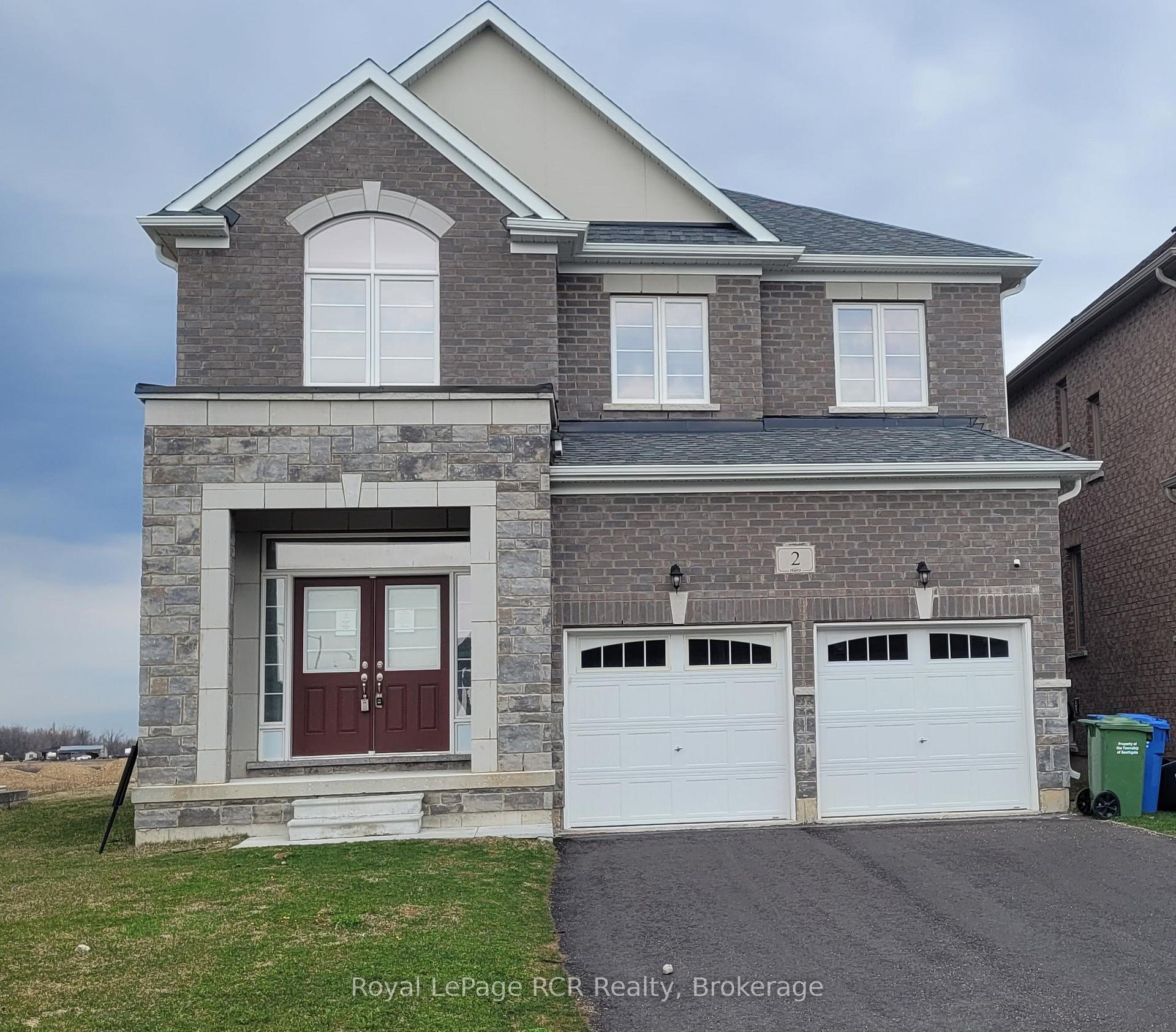 Front of 2 Mackenzie Street