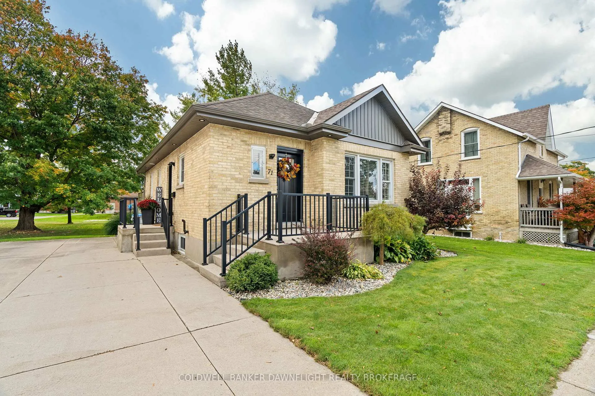 Photo 2 of 71 John Street W, South Huron, Exeter — HOMEH