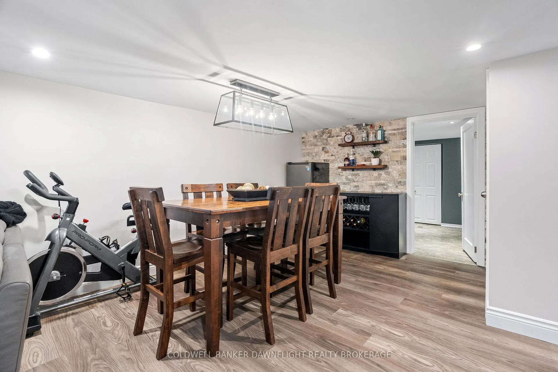 Photo 23 of 71 John Street W, South Huron, Exeter — HOMEH