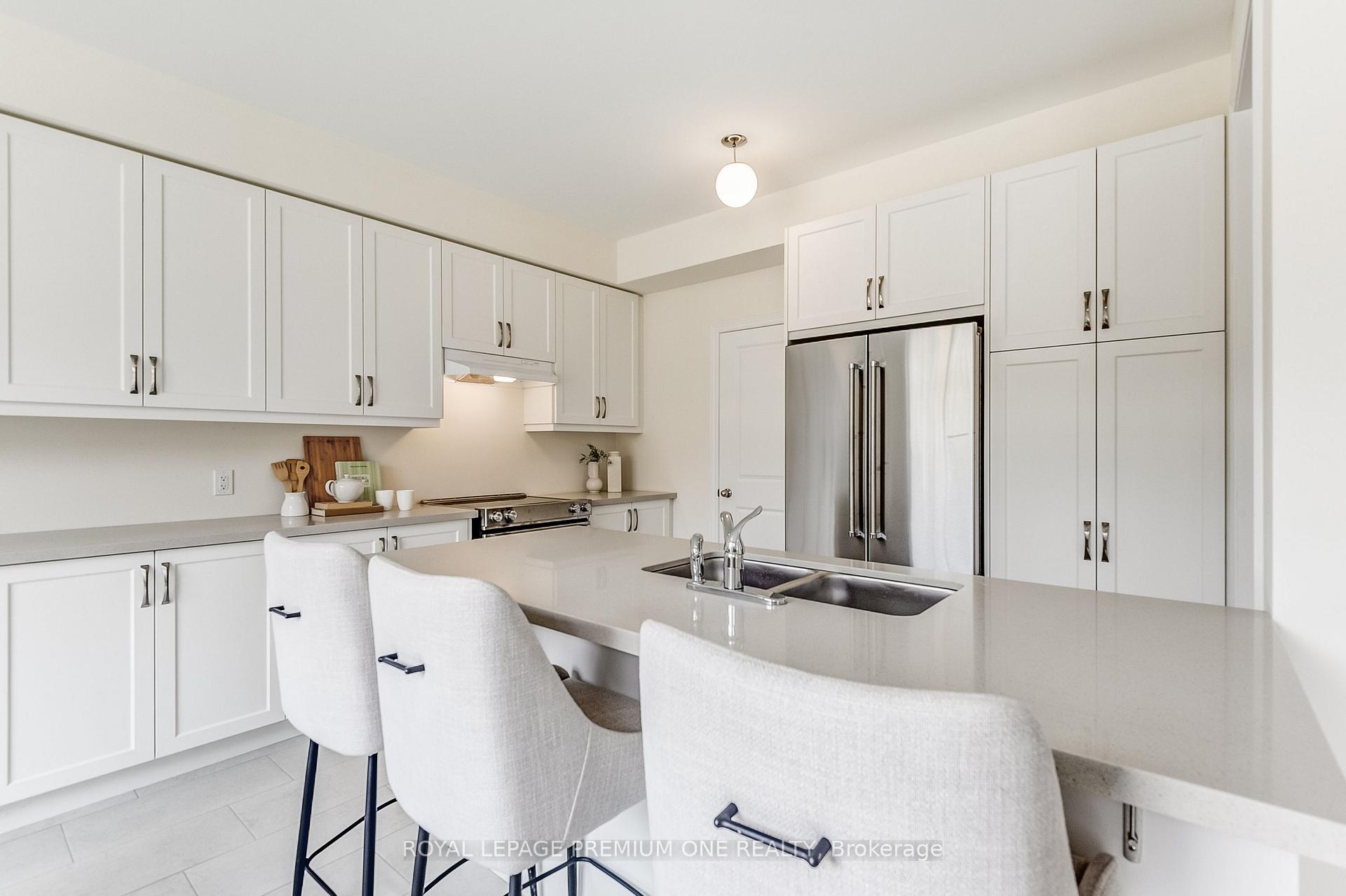 Photo 13 of 468 Black Cherry Crescent, Shelburne — HOMEH