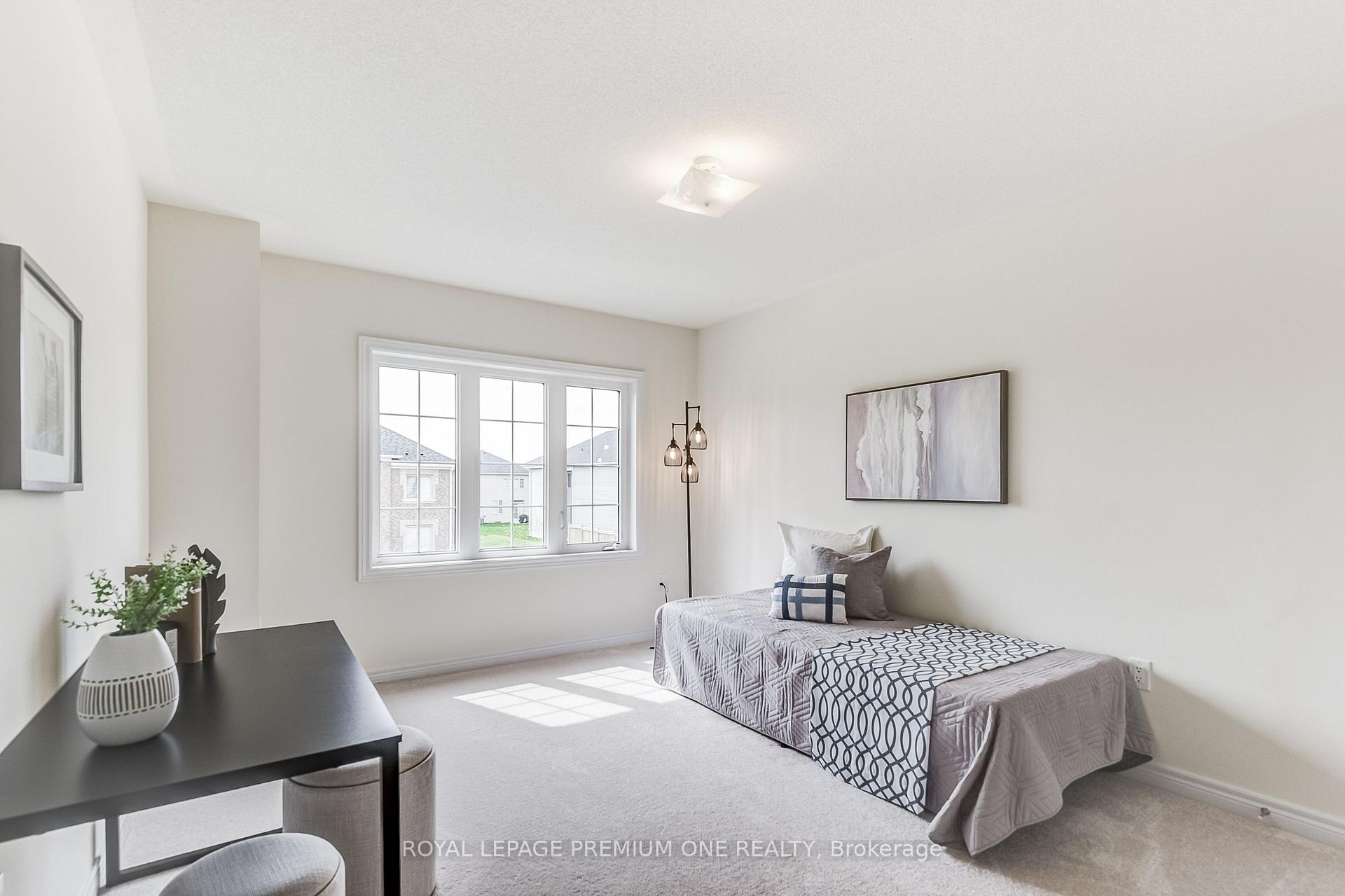 Photo 24 of 468 Black Cherry Crescent, Shelburne — HOMEH