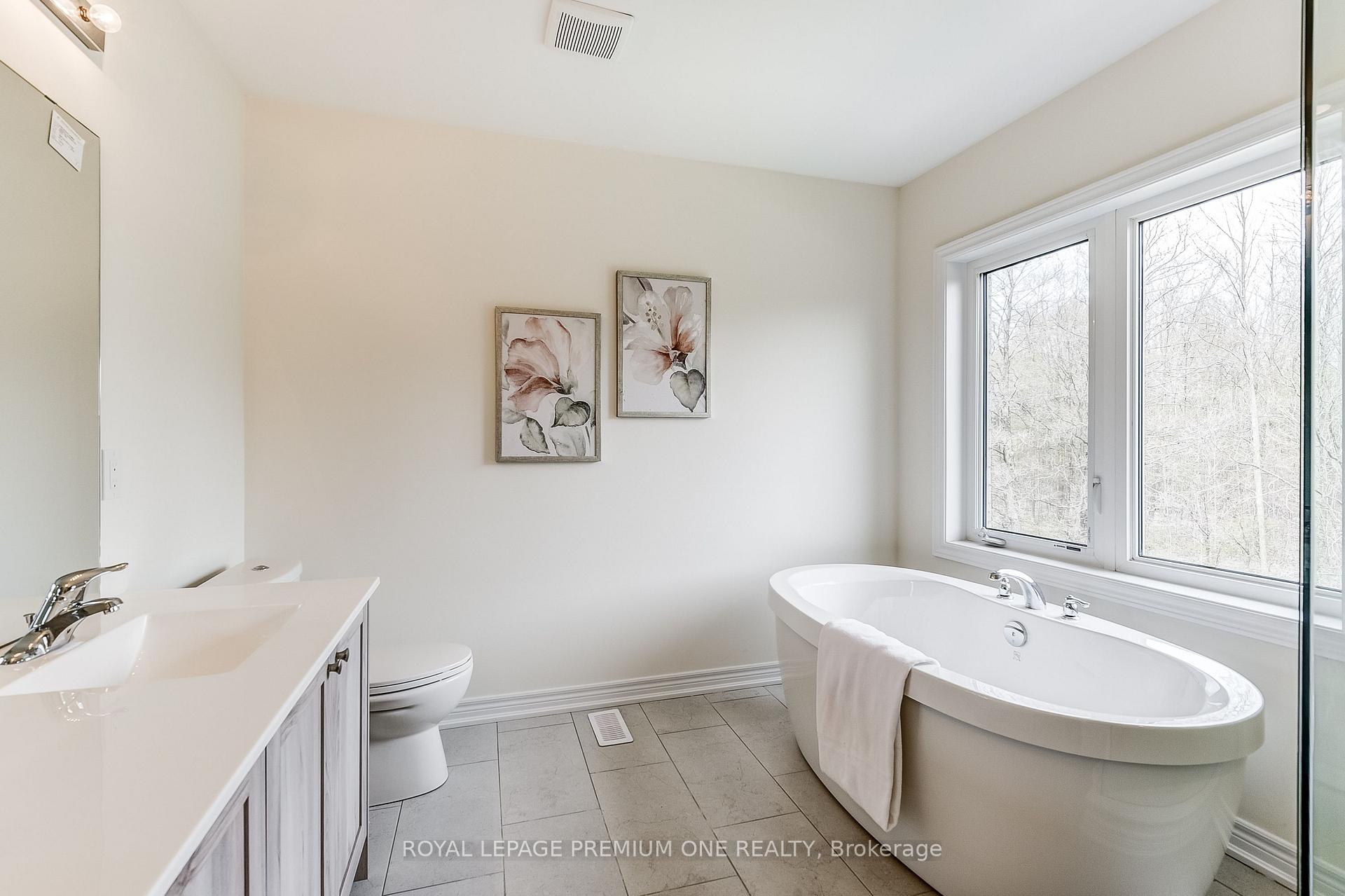 Photo 32 of 468 Black Cherry Crescent, Shelburne — HOMEH