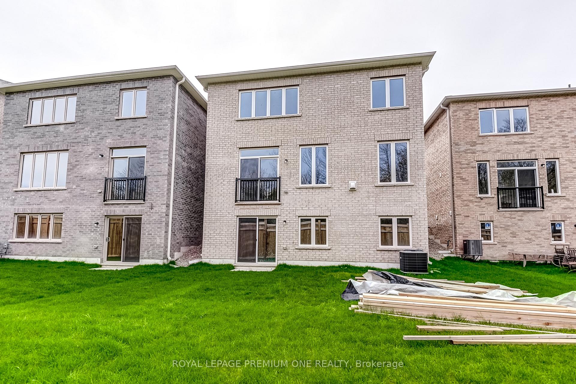 Photo 36 of 468 Black Cherry Crescent, Shelburne — HOMEH