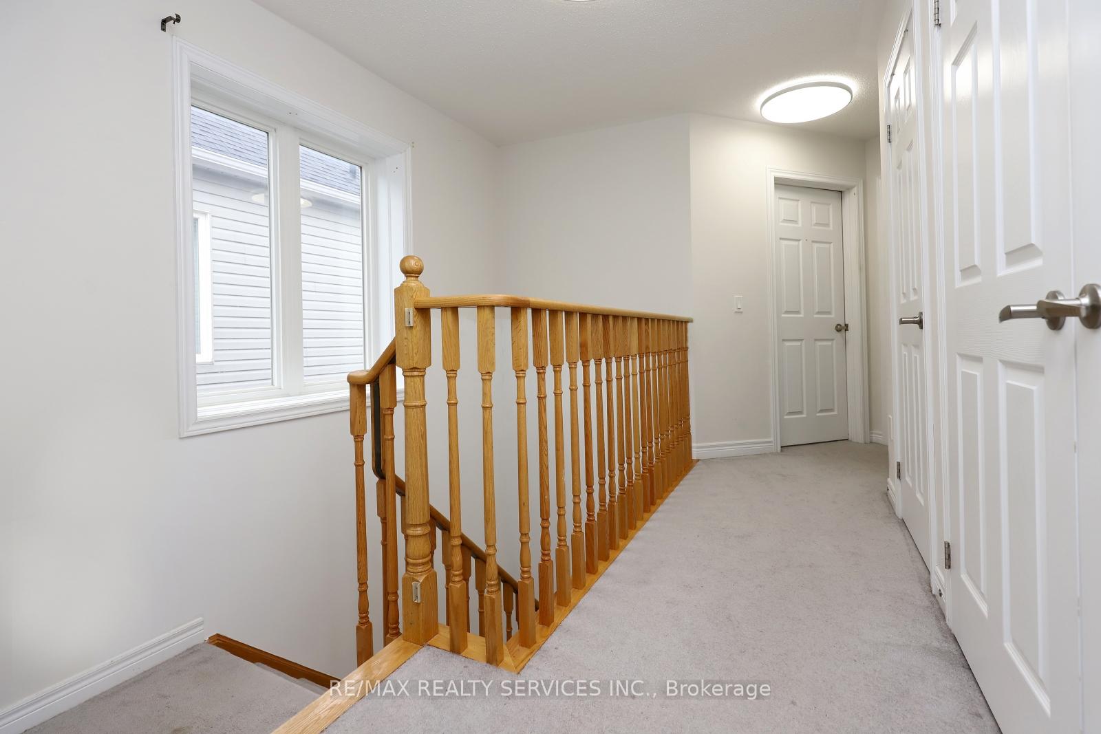 Photo 20 of 889 Cook Crescent, Shelburne — HOMEH