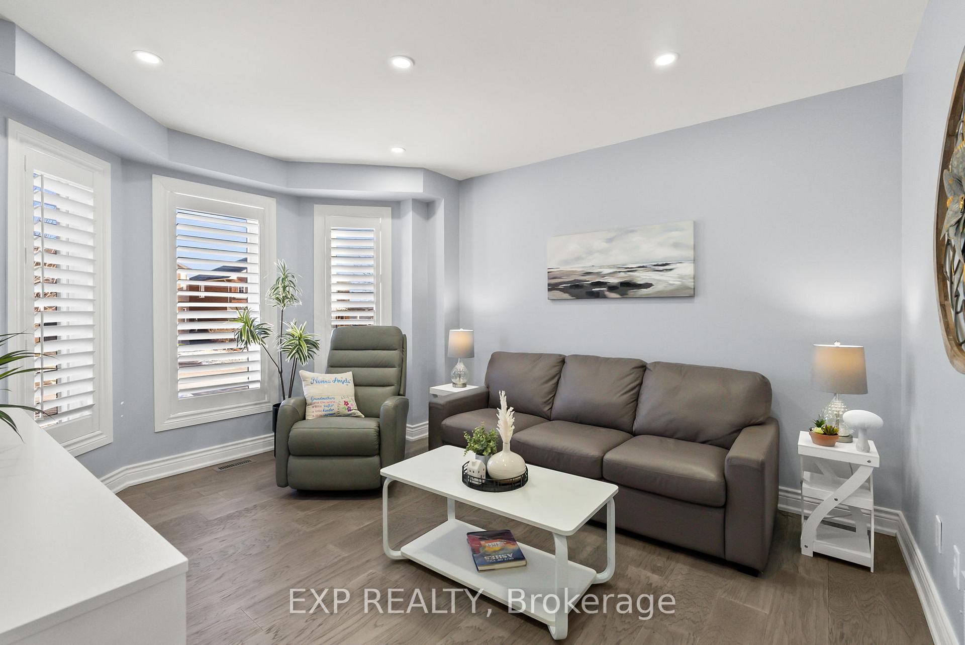 Photo 6 of 87 Earl Cuddie Boulevard, Scugog, Port Perry — HOMEH