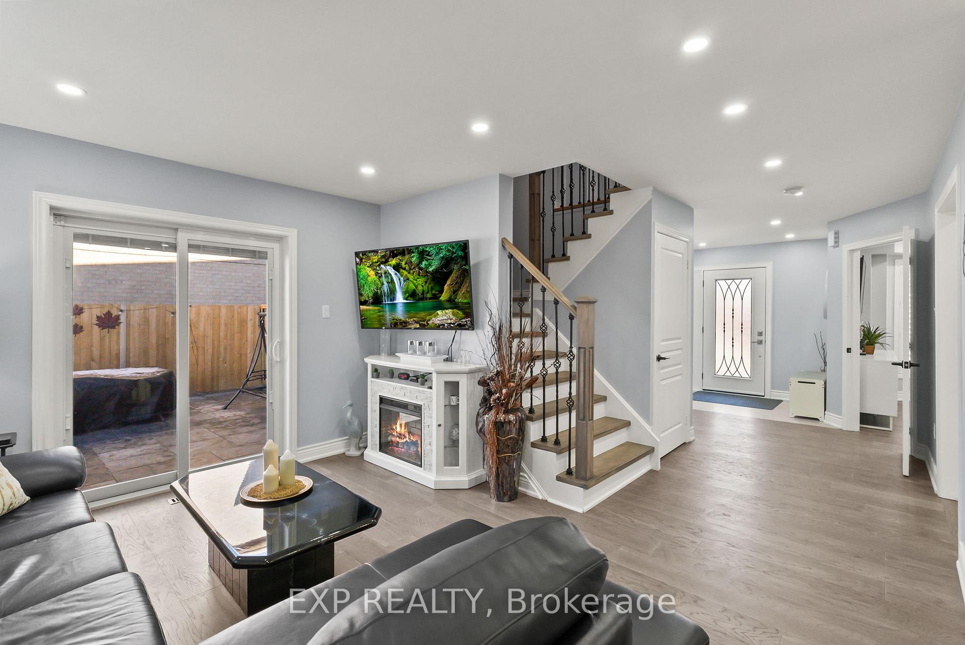 Photo 10 of 87 Earl Cuddie Boulevard, Scugog, Port Perry — HOMEH