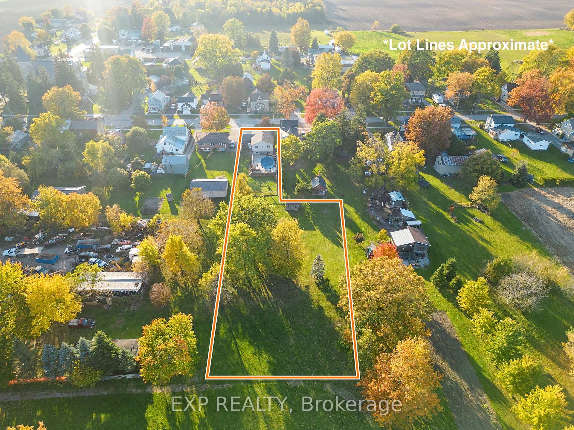 Photo 3 of 19 King Street N, South Huron, Stephen — HOMEH