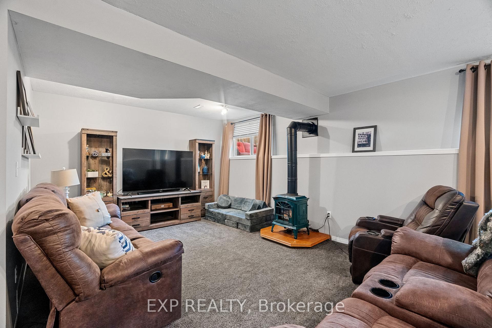 Photo 21 of 19 King Street N, South Huron, Stephen — HOMEH