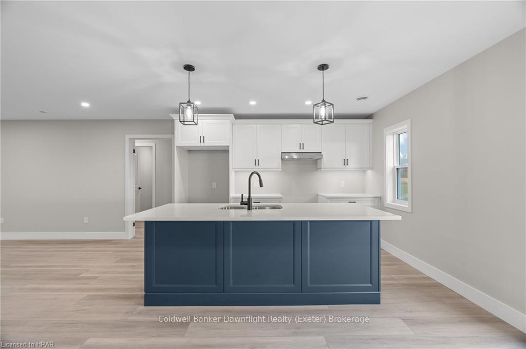 Photo 33 of 135 Victoria Avenue E, South Huron, Stephen — HOMEH