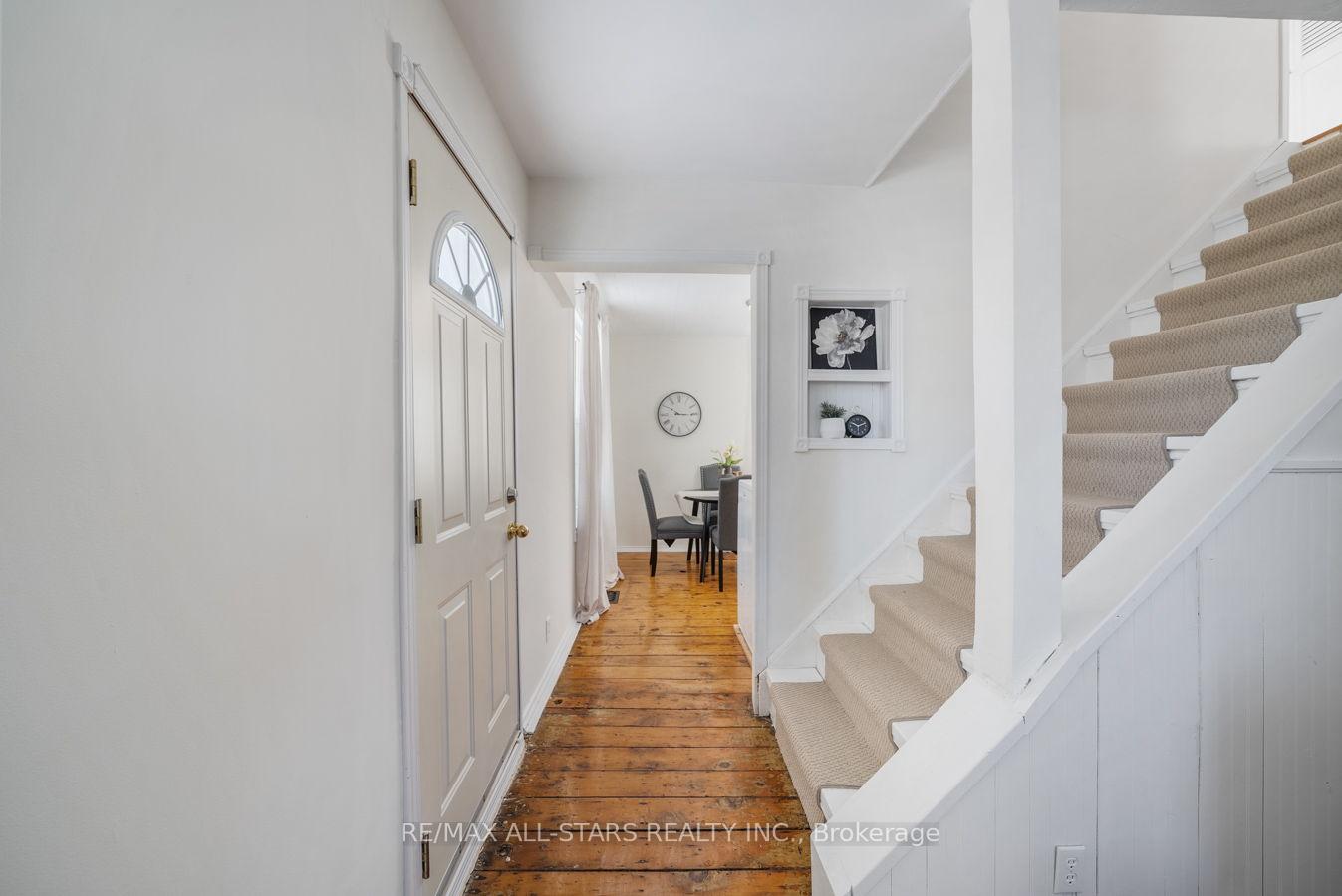 Photo 8 of 330 Cochrane Street, Scugog, Port Perry — HOMEH