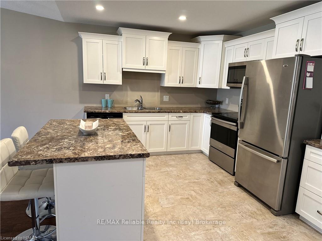 Photo 14 of 40 Devon Drive, South Huron, Exeter — HOMEH