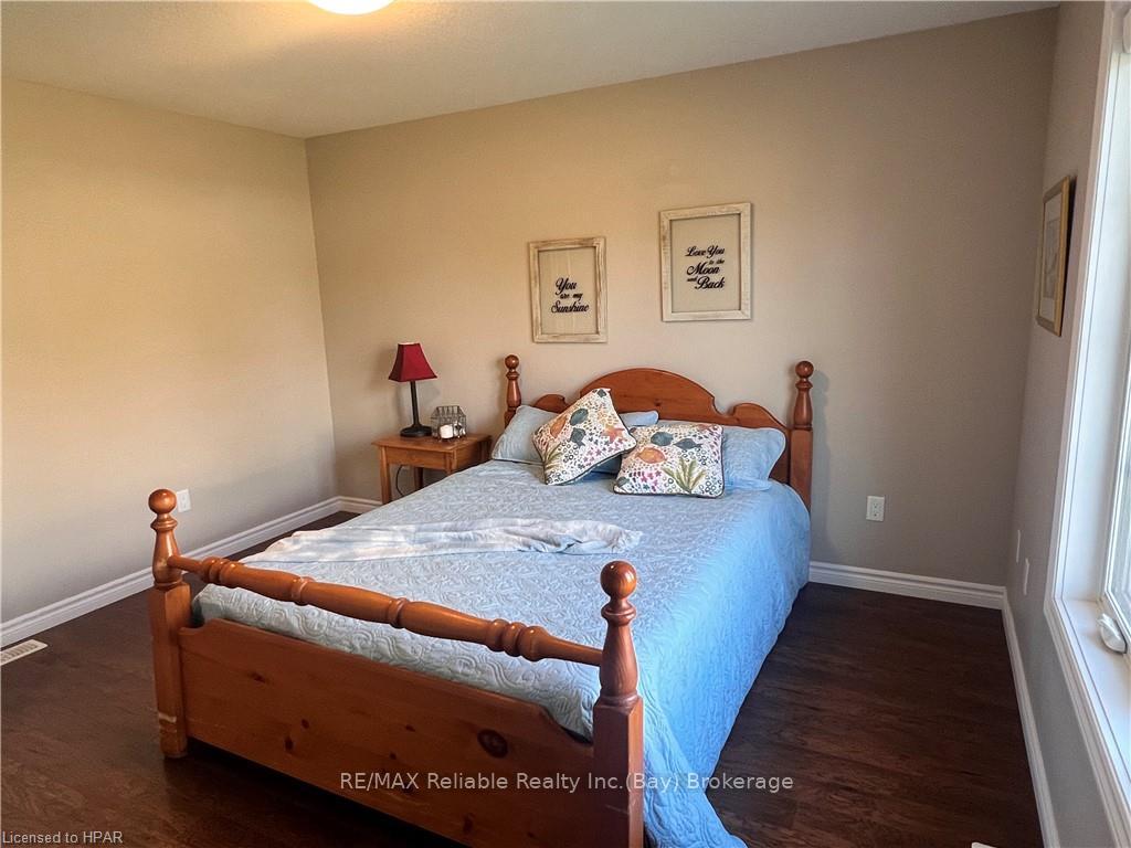 Photo 24 of 40 Devon Drive, South Huron, Exeter — HOMEH