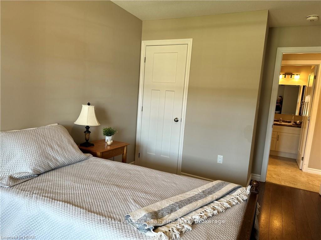 Photo 30 of 40 Devon Drive, South Huron, Exeter — HOMEH
