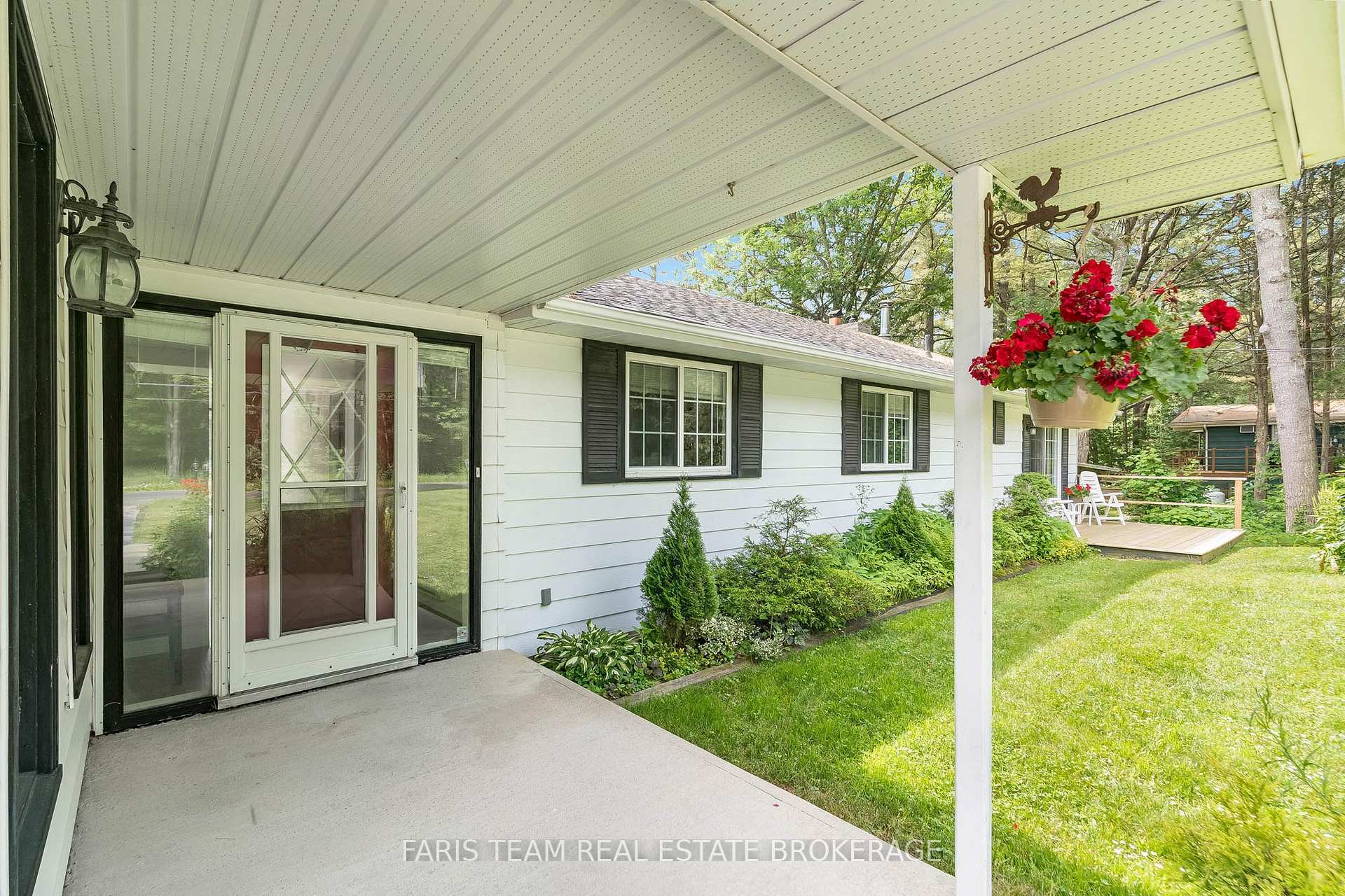 Photo 8 of 7817 Oakridge Drive, Severn, Washago — HOMEH