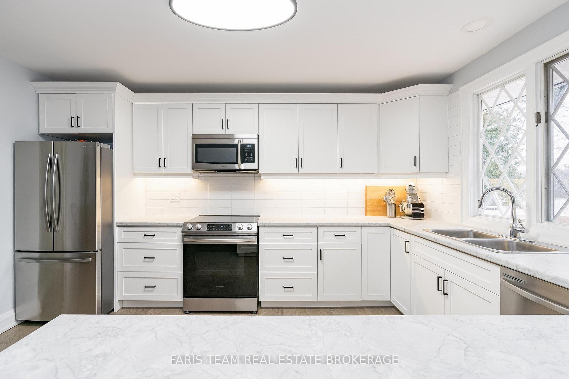 Photo 13 of 7817 Oakridge Drive, Severn, Washago — HOMEH