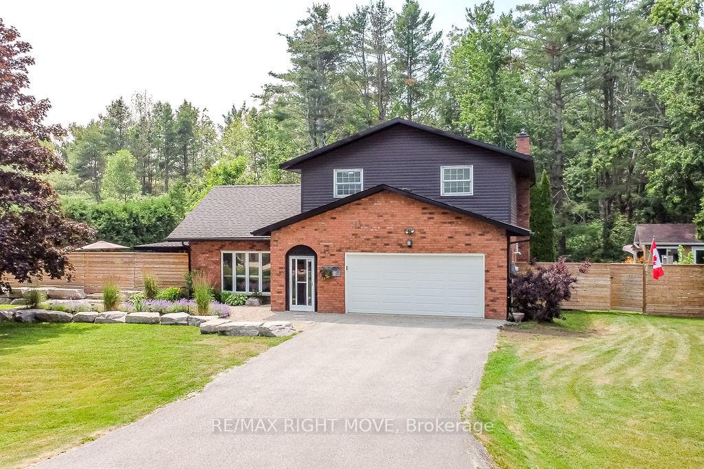 Front of 4278 Wilson Point Road N