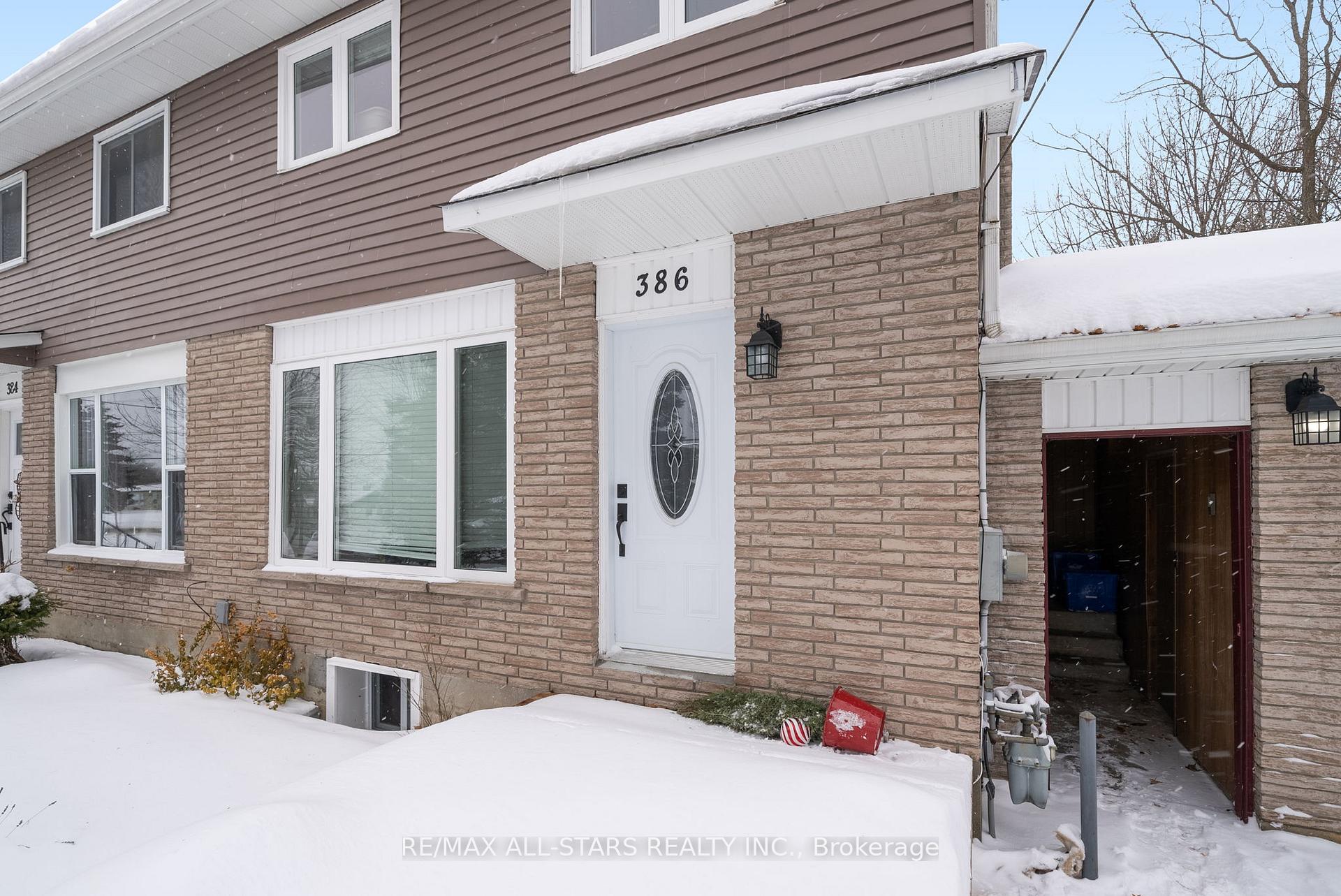 Photo 4 of 386 Bigelow Street, Scugog, Port Perry — HOMEH