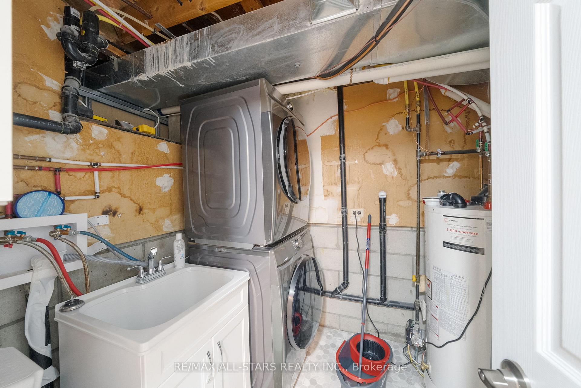 Photo 32 of 386 Bigelow Street, Scugog, Port Perry — HOMEH