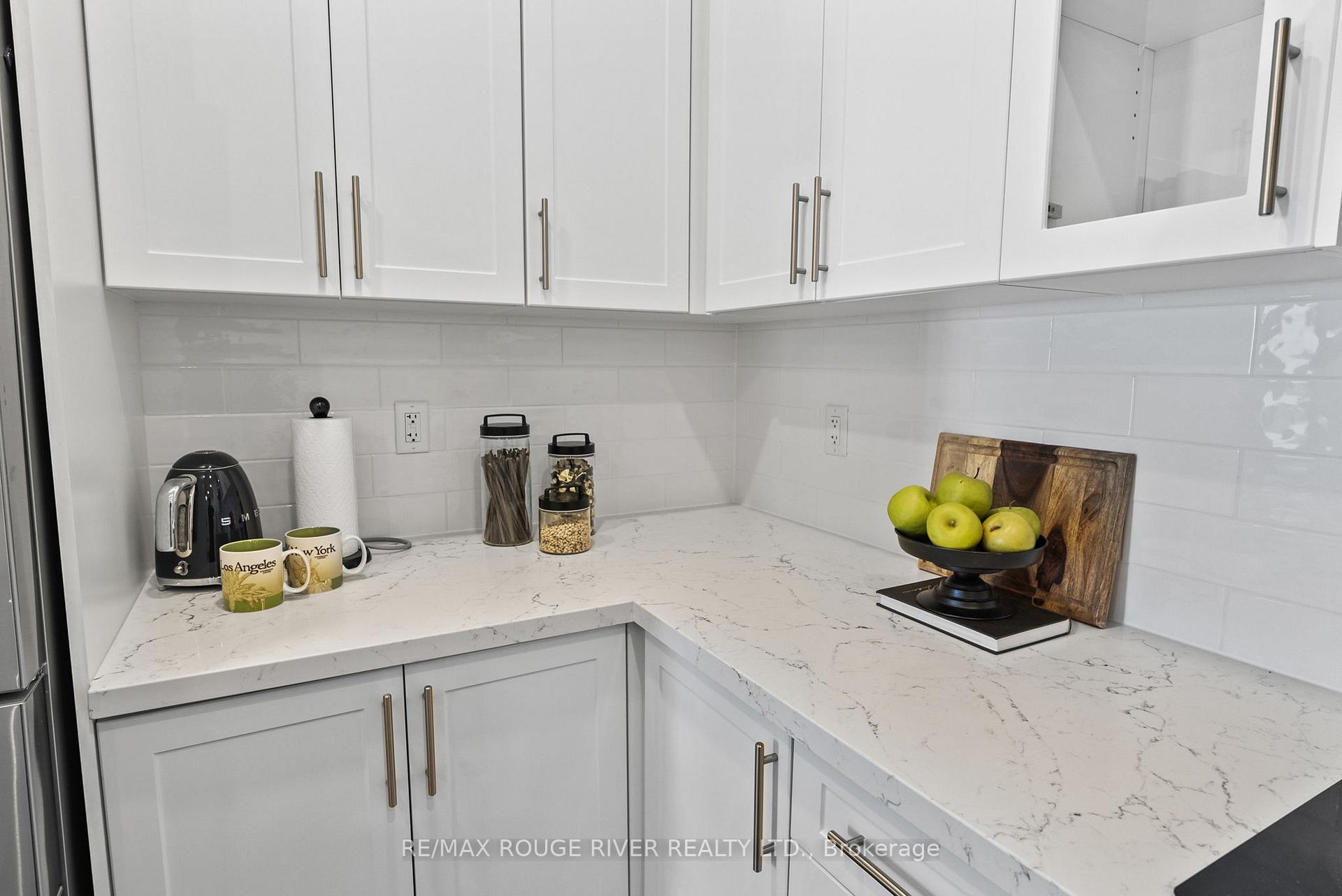 Photo 12 of 99 Elmhurst Street, Scugog, Port Perry — HOMEH