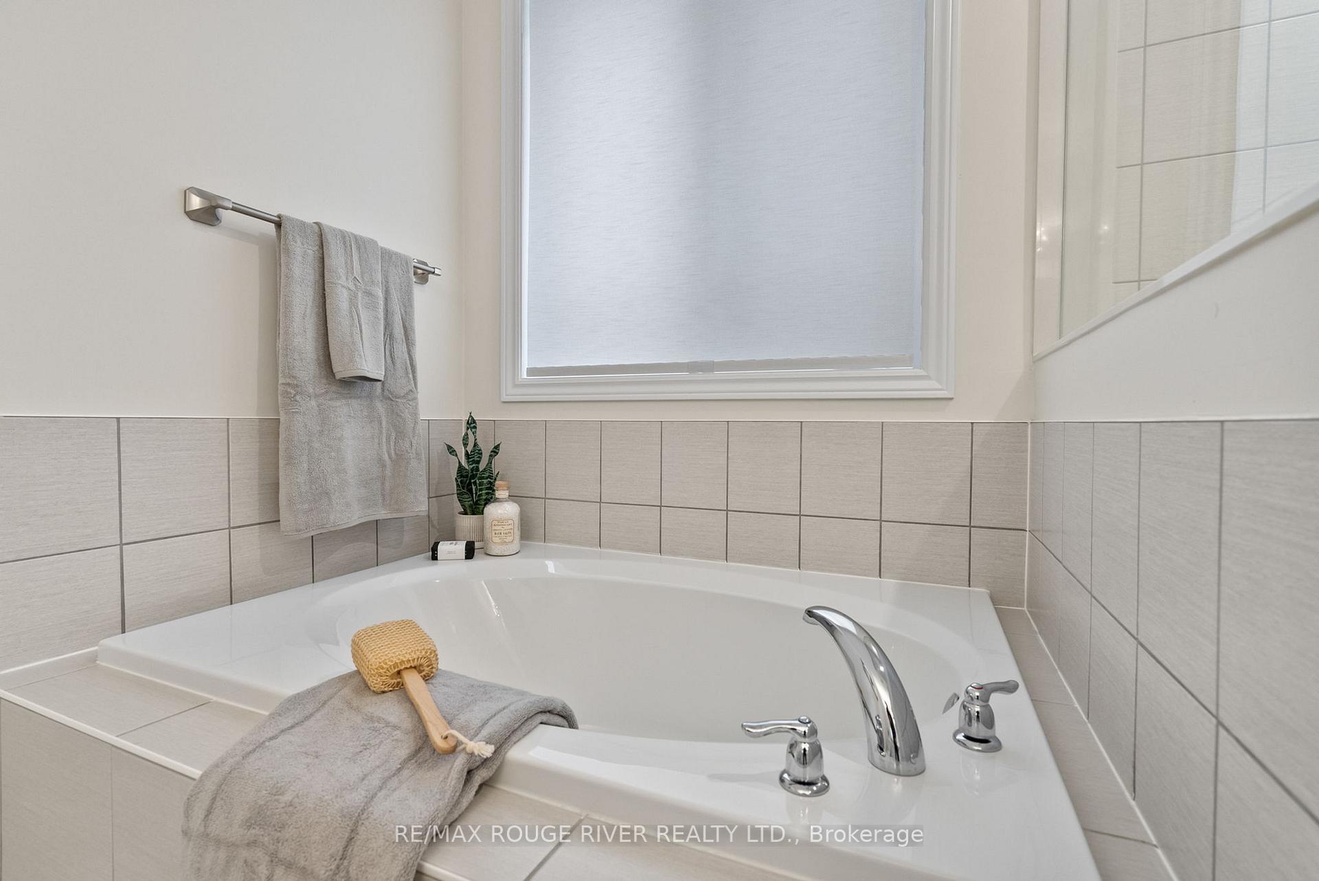Photo 20 of 99 Elmhurst Street, Scugog, Port Perry — HOMEH