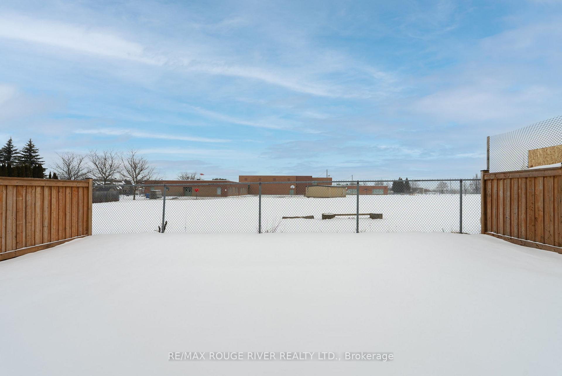 Photo 33 of 99 Elmhurst Street, Scugog, Port Perry — HOMEH