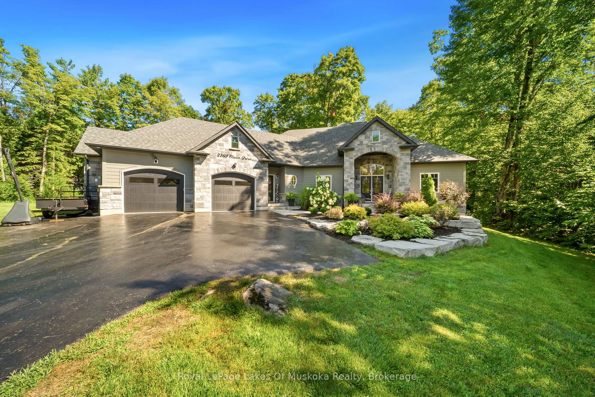 Photo 1 of 2269 Elana Drive, Severn, Marchmont — HOMEH