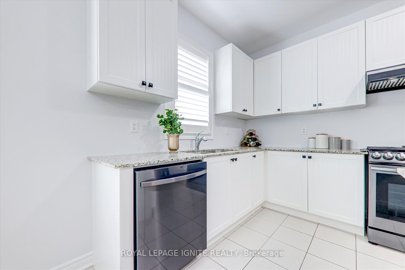 Photo 15 of 94 Elmhurst Street, Scugog, Port Perry — HOMEH