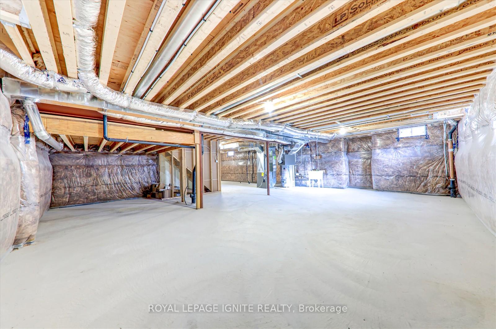 Photo 37 of 94 Elmhurst Street, Scugog, Port Perry — HOMEH