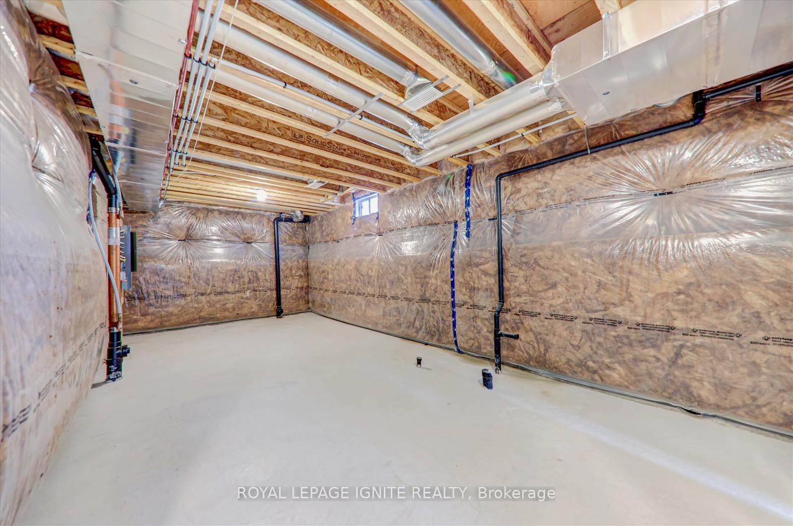 Photo 38 of 94 Elmhurst Street, Scugog, Port Perry — HOMEH