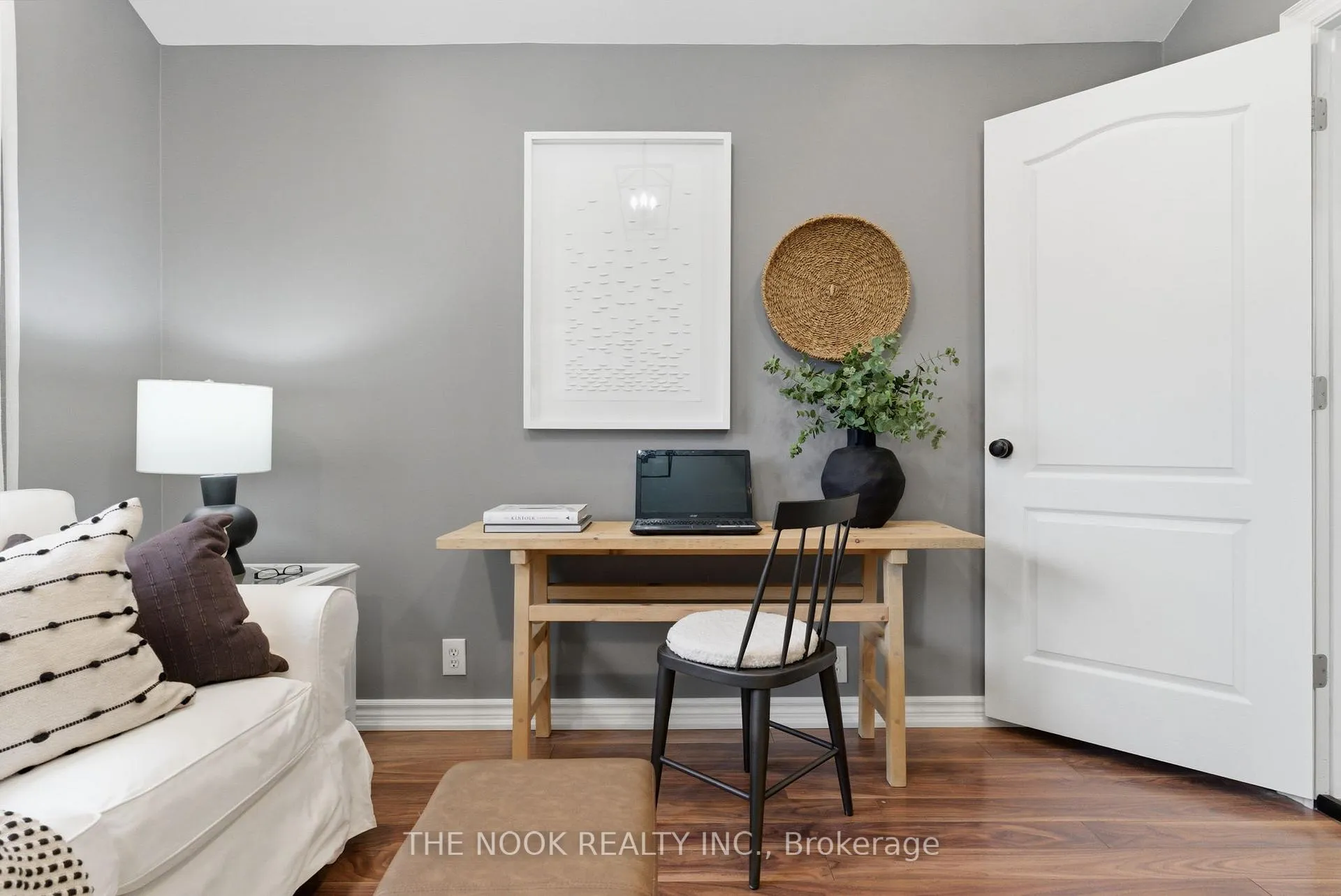 Photo 20 of 135 Admiral Road, Ajax, South East — HOMEH