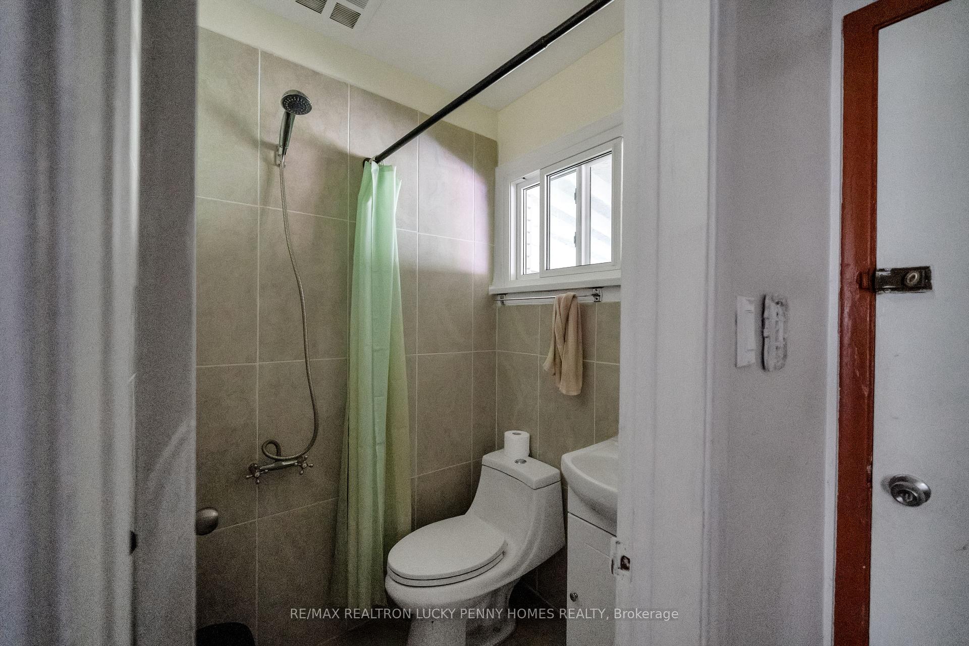 Photo 6 of 1031 Reach Street, Scugog, Rural Scugog — HOMEH