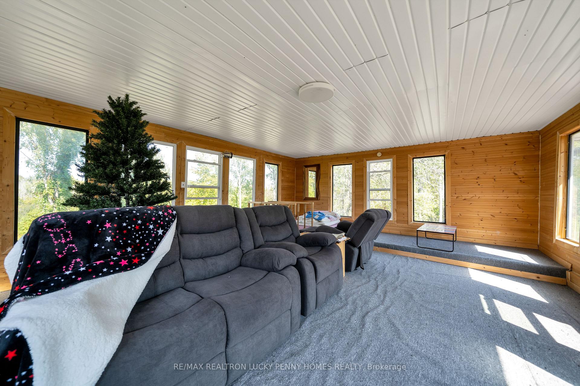 Photo 9 of 1031 Reach Street, Scugog, Rural Scugog — HOMEH