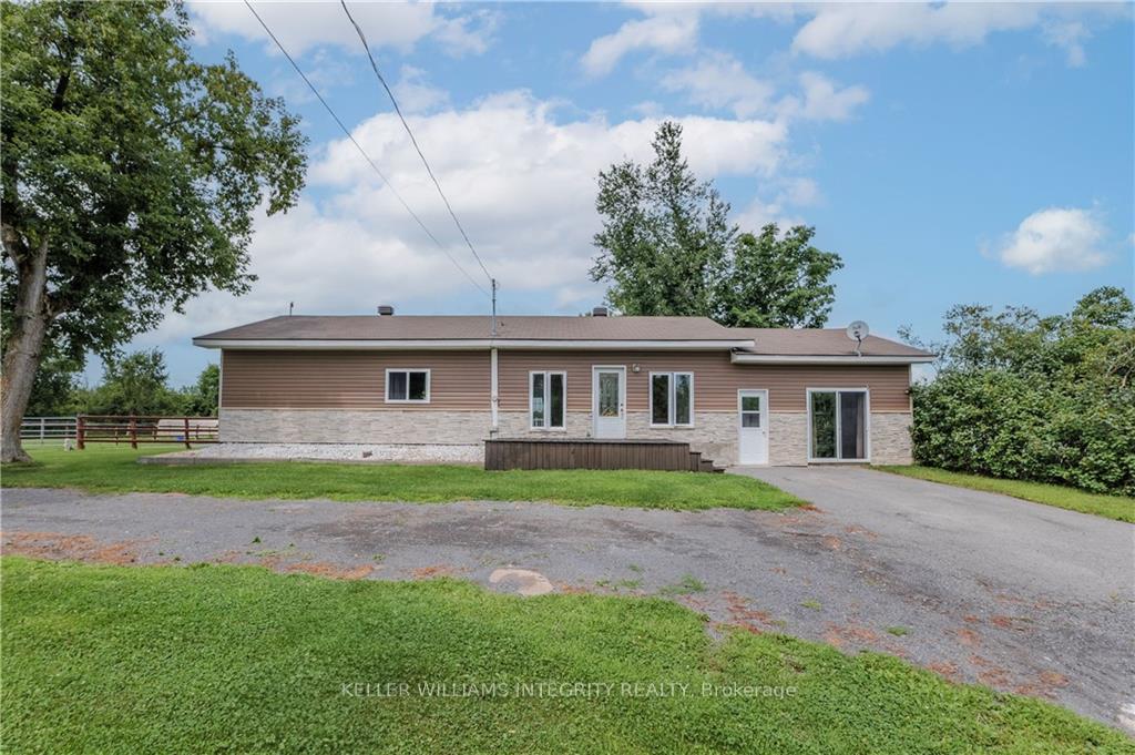 Front of 20169 Beaupre Road