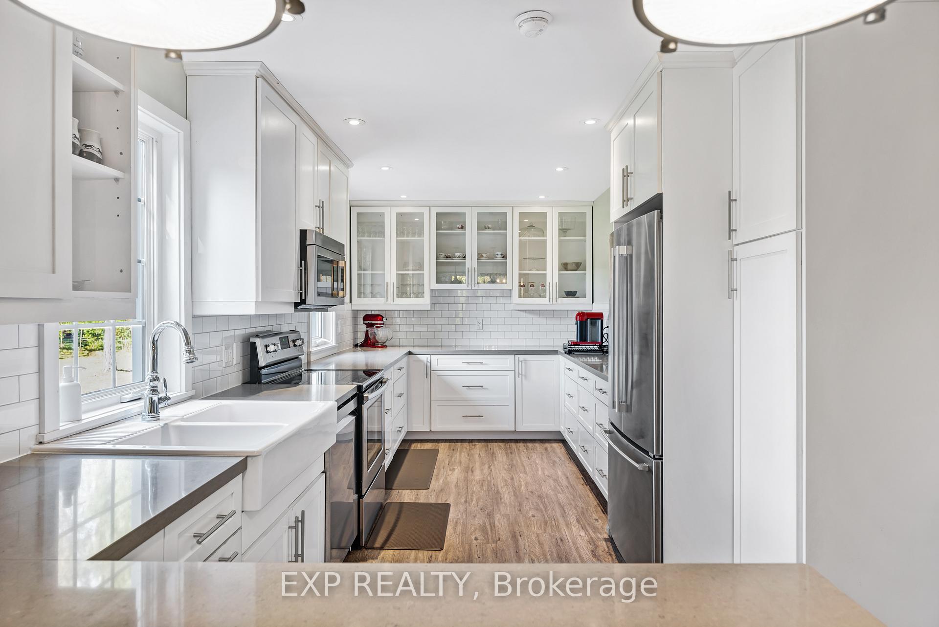 Photo 10 of 126 Aldred Drive, Scugog, Port Perry — HOMEH