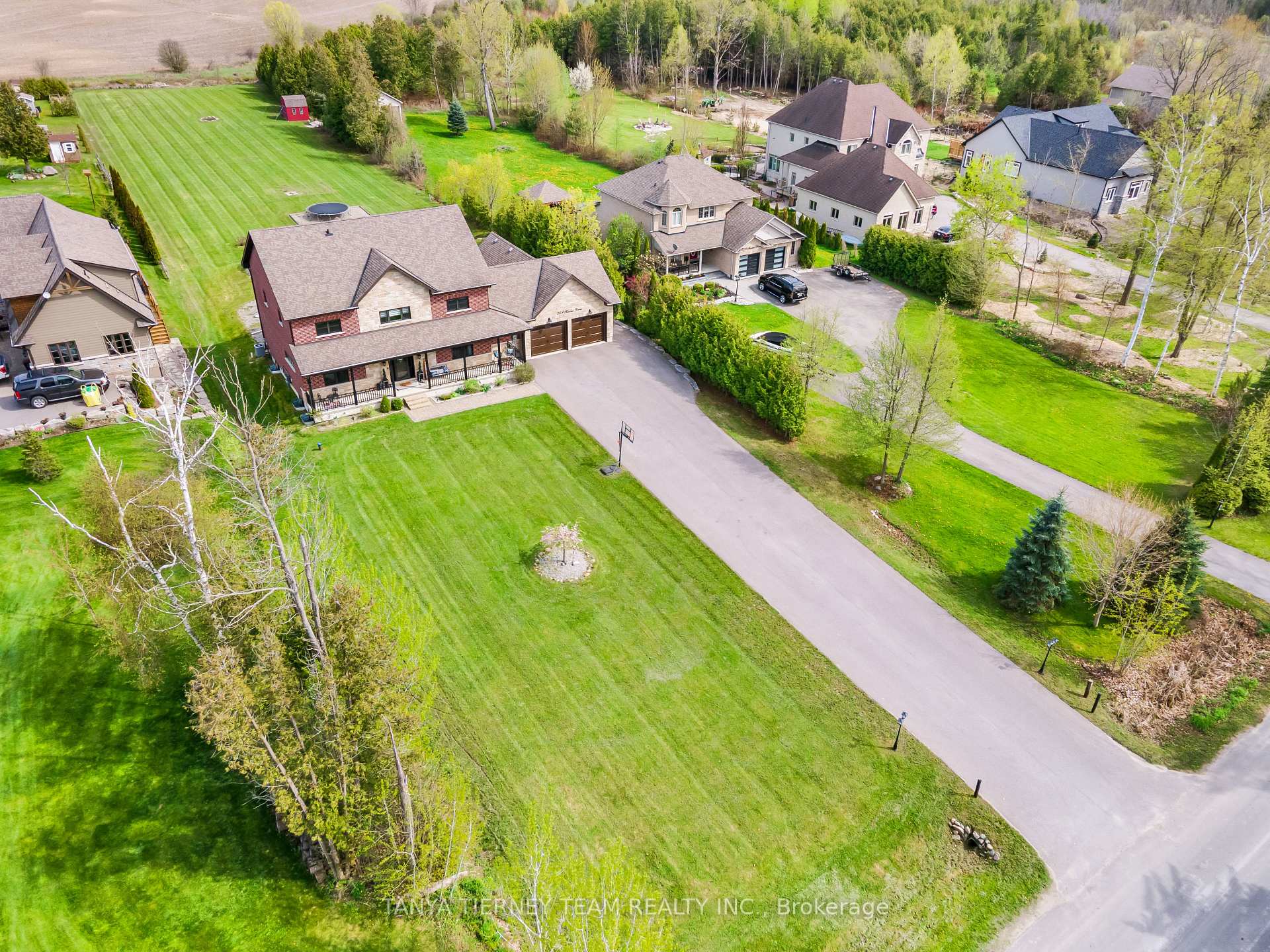 Photo 2 of 219 Summit Drive, Scugog, Rural Scugog — HOMEH