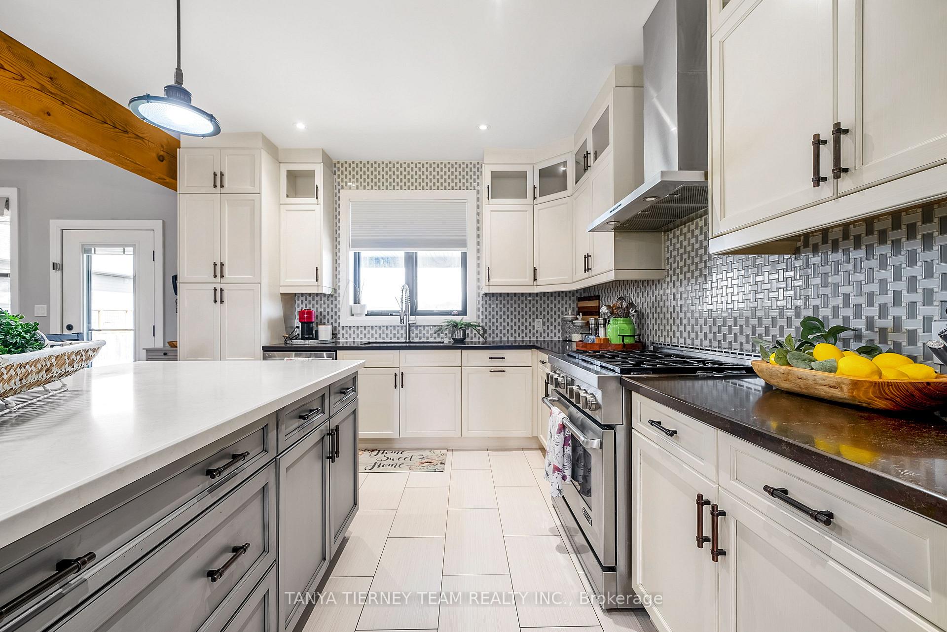 Photo 11 of 219 Summit Drive, Scugog, Rural Scugog — HOMEH