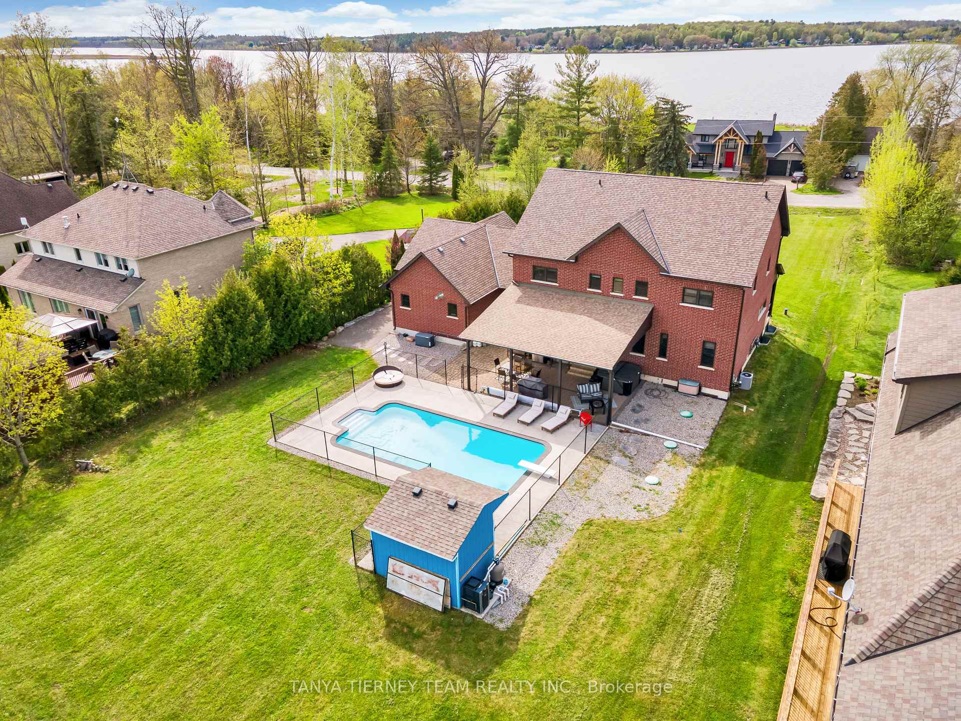 Photo 31 of 219 Summit Drive, Scugog, Rural Scugog — HOMEH