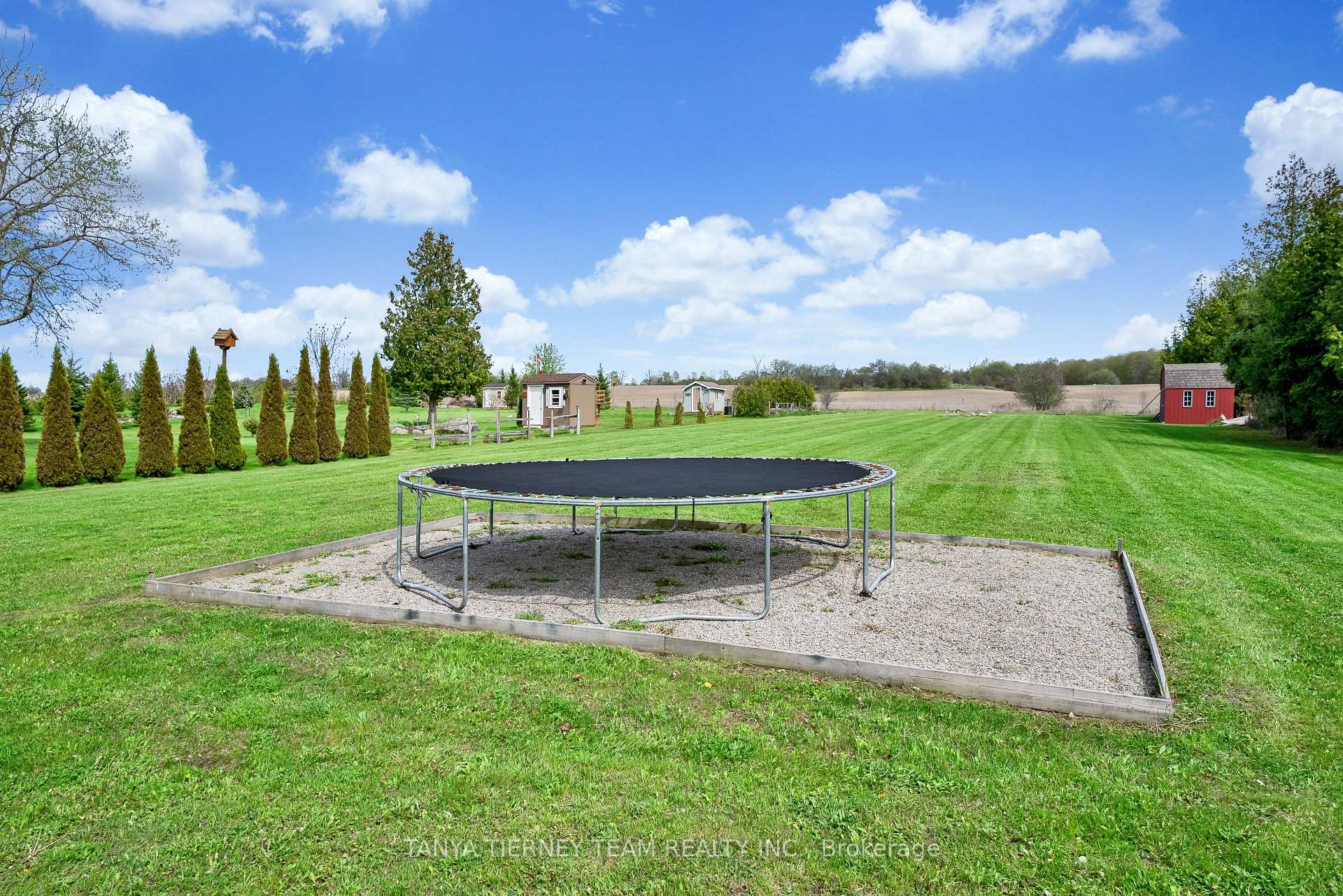 Photo 37 of 219 Summit Drive, Scugog, Rural Scugog — HOMEH