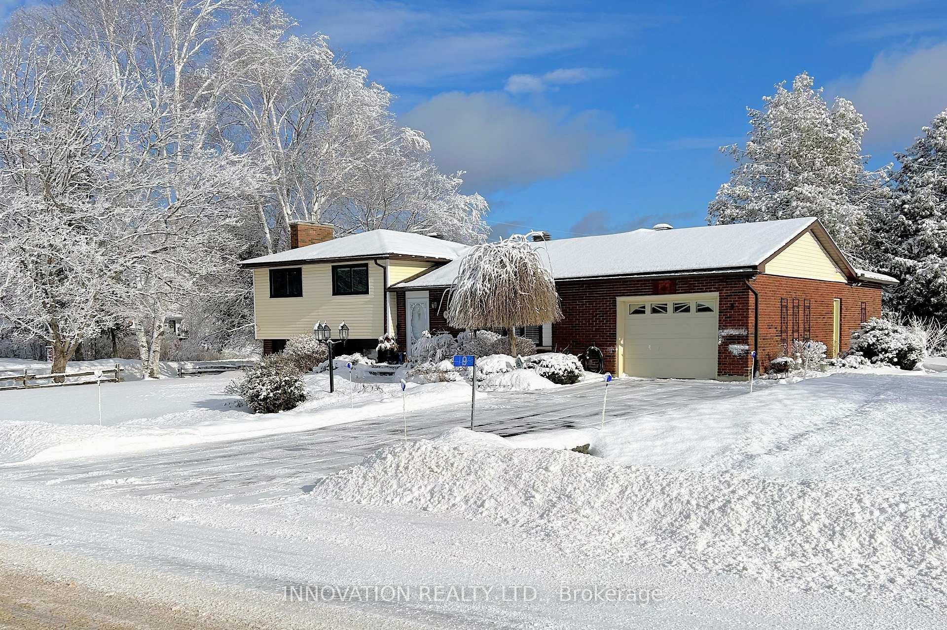Photo 1 of 9 Forest Drive, Rideau Lakes, Rideau Lakes (South Elmsley) Twp — HOMEH
