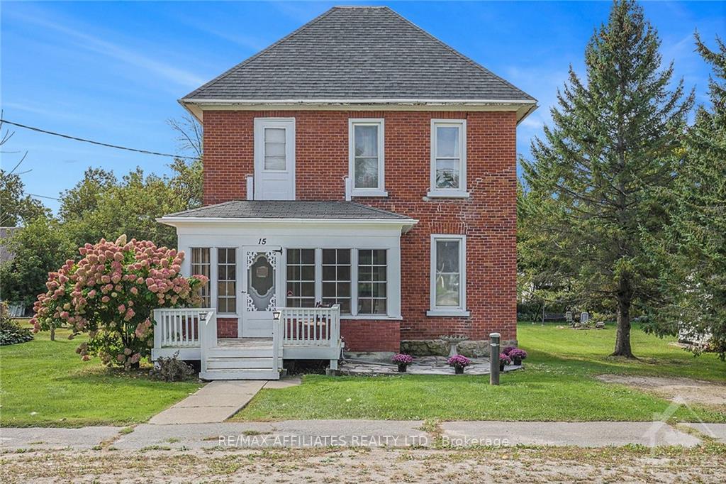 Photo 1 of 15 Carleton Street, Rideau Lakes, Rideau Lakes (Newboro) Twp — HOMEH