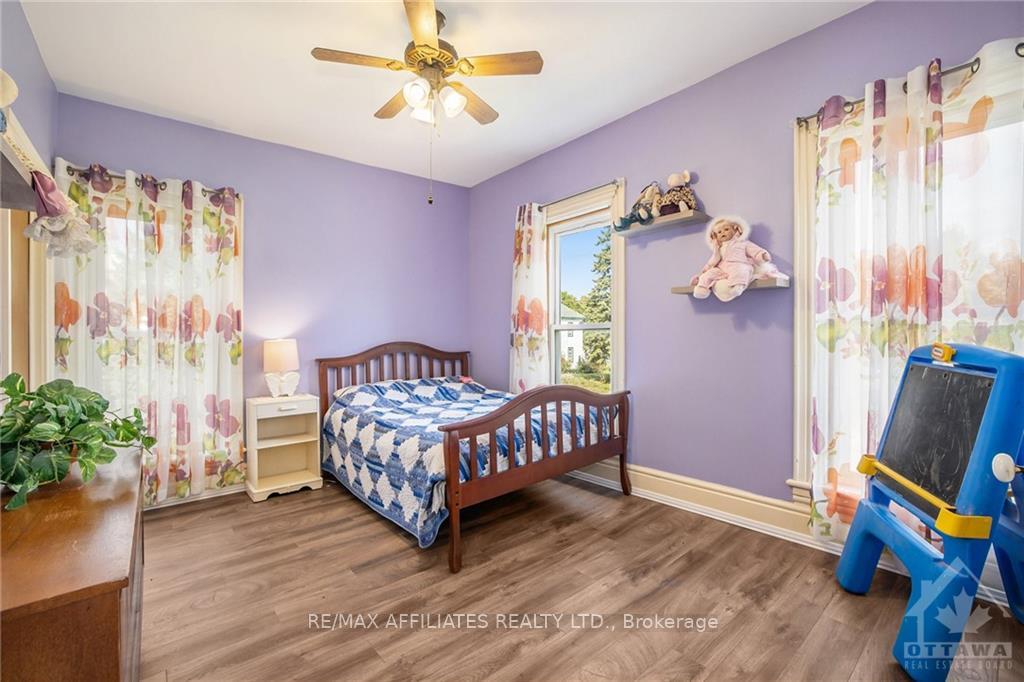 Photo 13 of 15 Carleton Street, Rideau Lakes, Rideau Lakes (Newboro) Twp — HOMEH